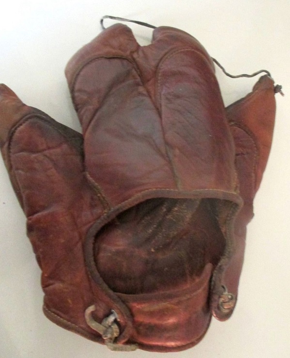 Ripon Ambidextrous Glove Back
